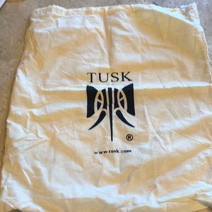 Tusk purse dust cover